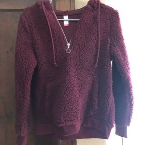 Fuzzy maroon hooded quarter zip